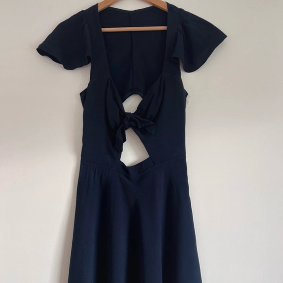 Reformation navy mini dress - Picture 6 of 9